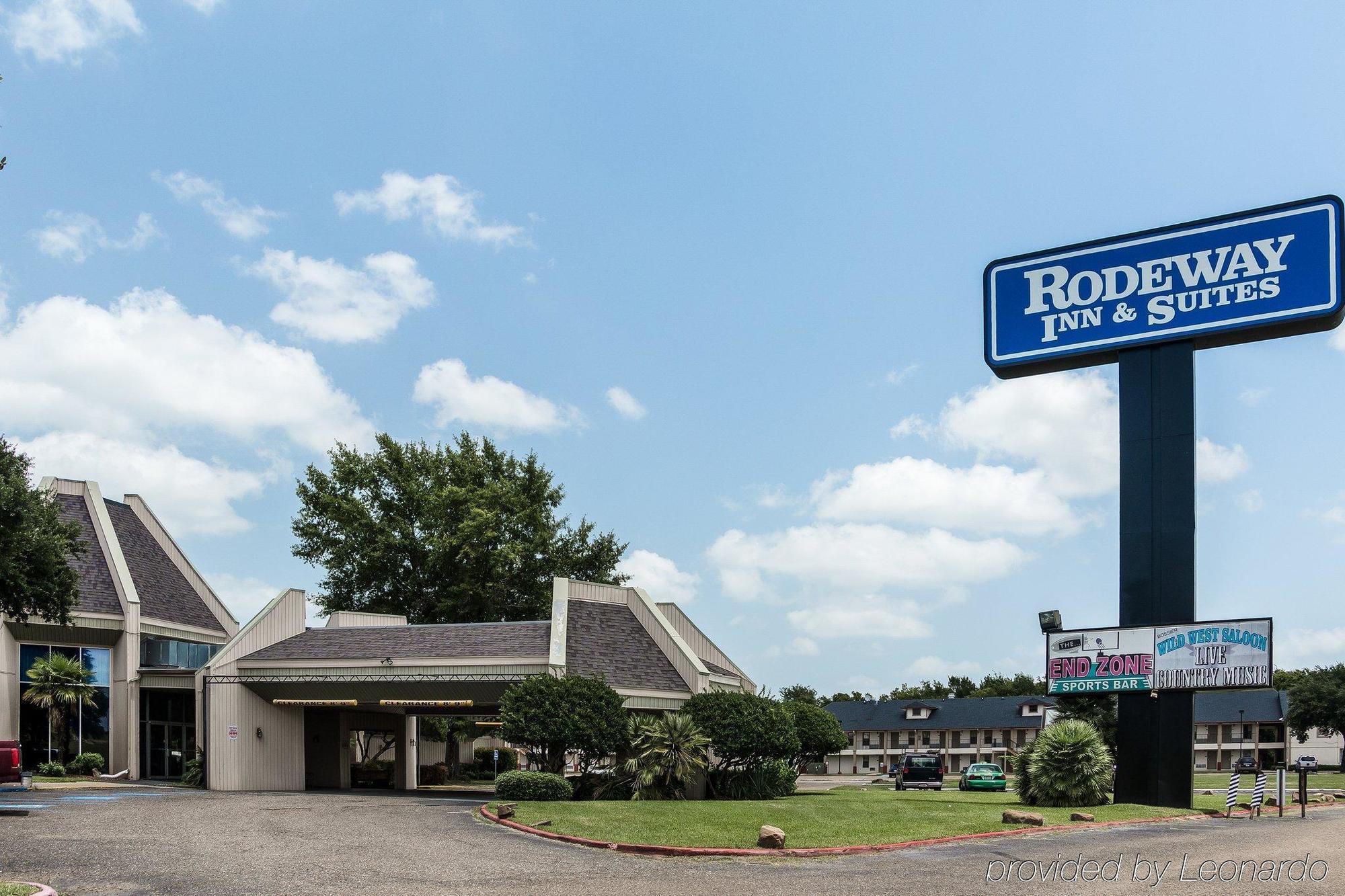 Rodeway Inn & Suites At The Casino Боузър Сити Екстериор снимка